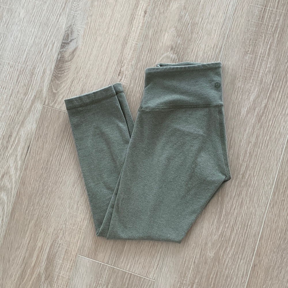 Lululemon Wunder Under Cotton in 
Heathered Fatigue Green